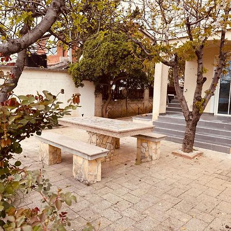 Casa Mare Rtina Garten Zwei Baeder Eg Exterior photo