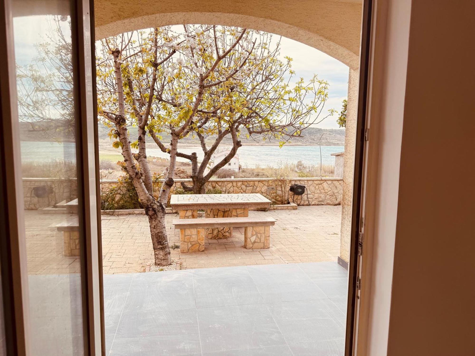 Casa Mare Rtina Garten Zwei Baeder Eg Exterior photo